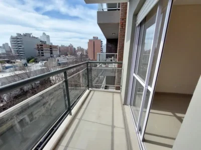 Mendoza 2800 piso 2 depto B